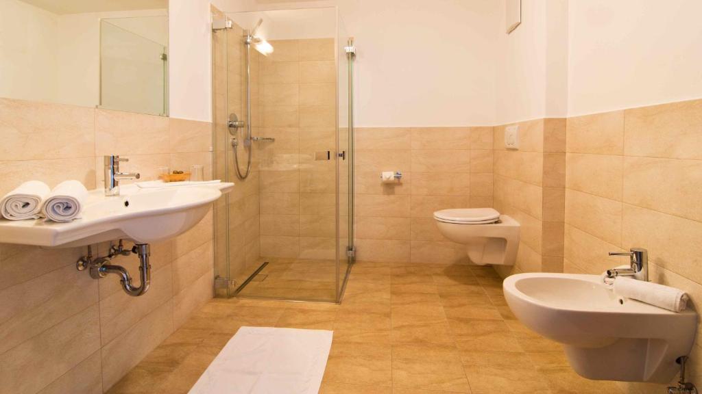 Garni Sunela B&B Selva di Val Gardena Camera foto